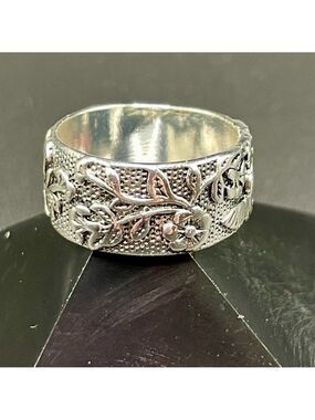 Boho Hummingbird and Flowers Band Ring #1219